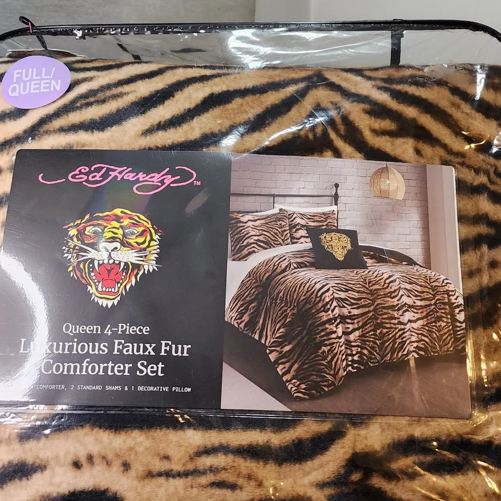 Ed Hardy Queen 4Piece Luxurious Leopard Print Faux Fur comforter set new
